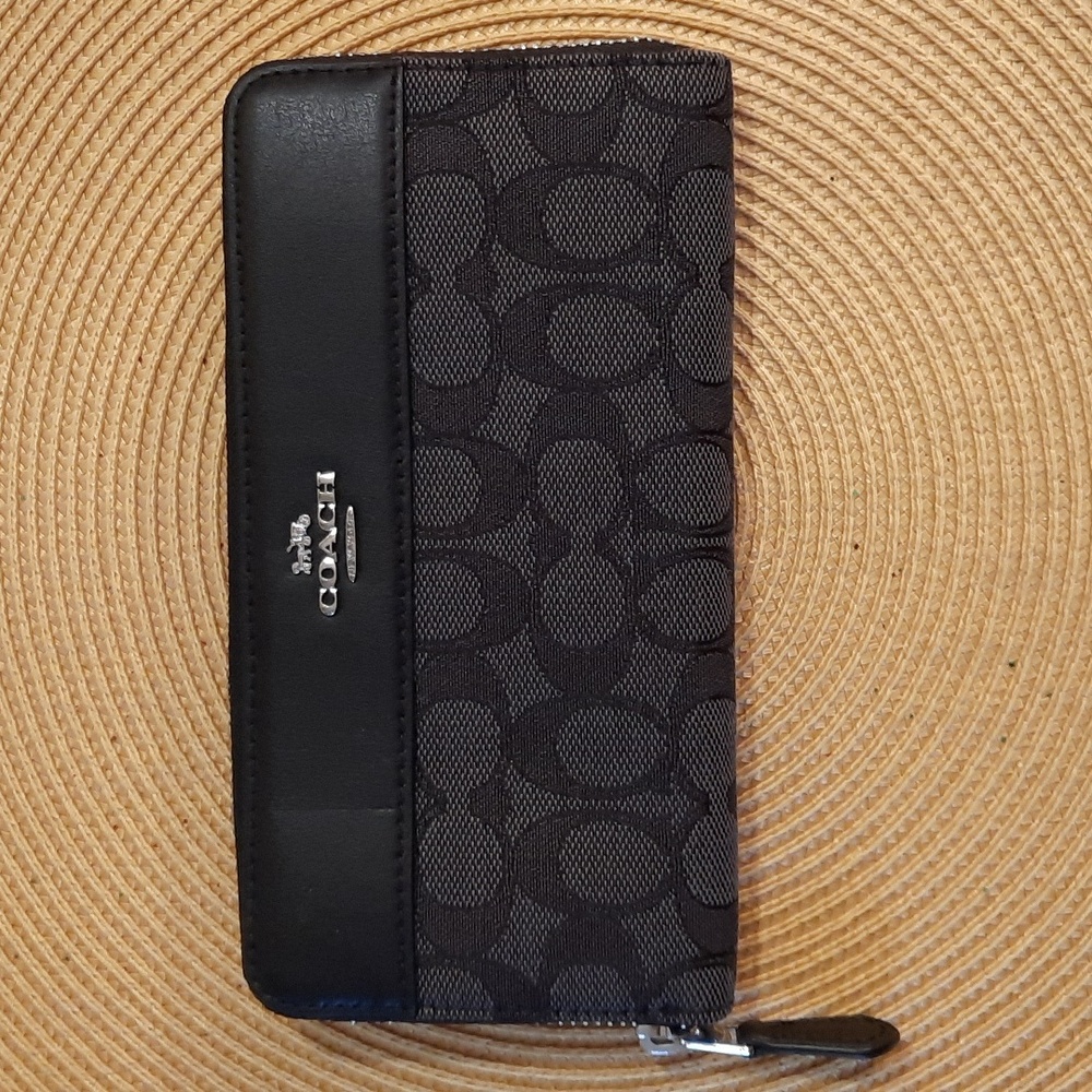 Coach Signature Black and Gray Zip Wallet